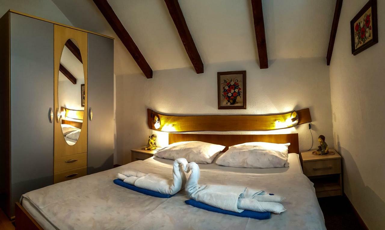 Apartment Franciska Rakovica Luaran gambar
