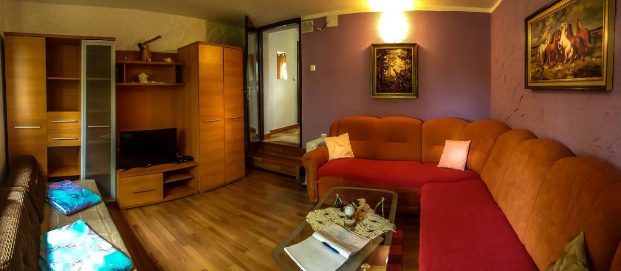 Apartment Franciska Rakovica Luaran gambar